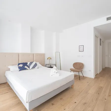 Enora Aapts By Sweett - Sirtori V Appartement Milaan